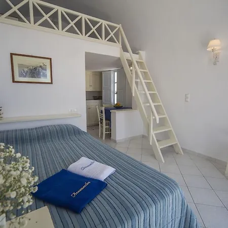 Hotel Anemomilos & *
